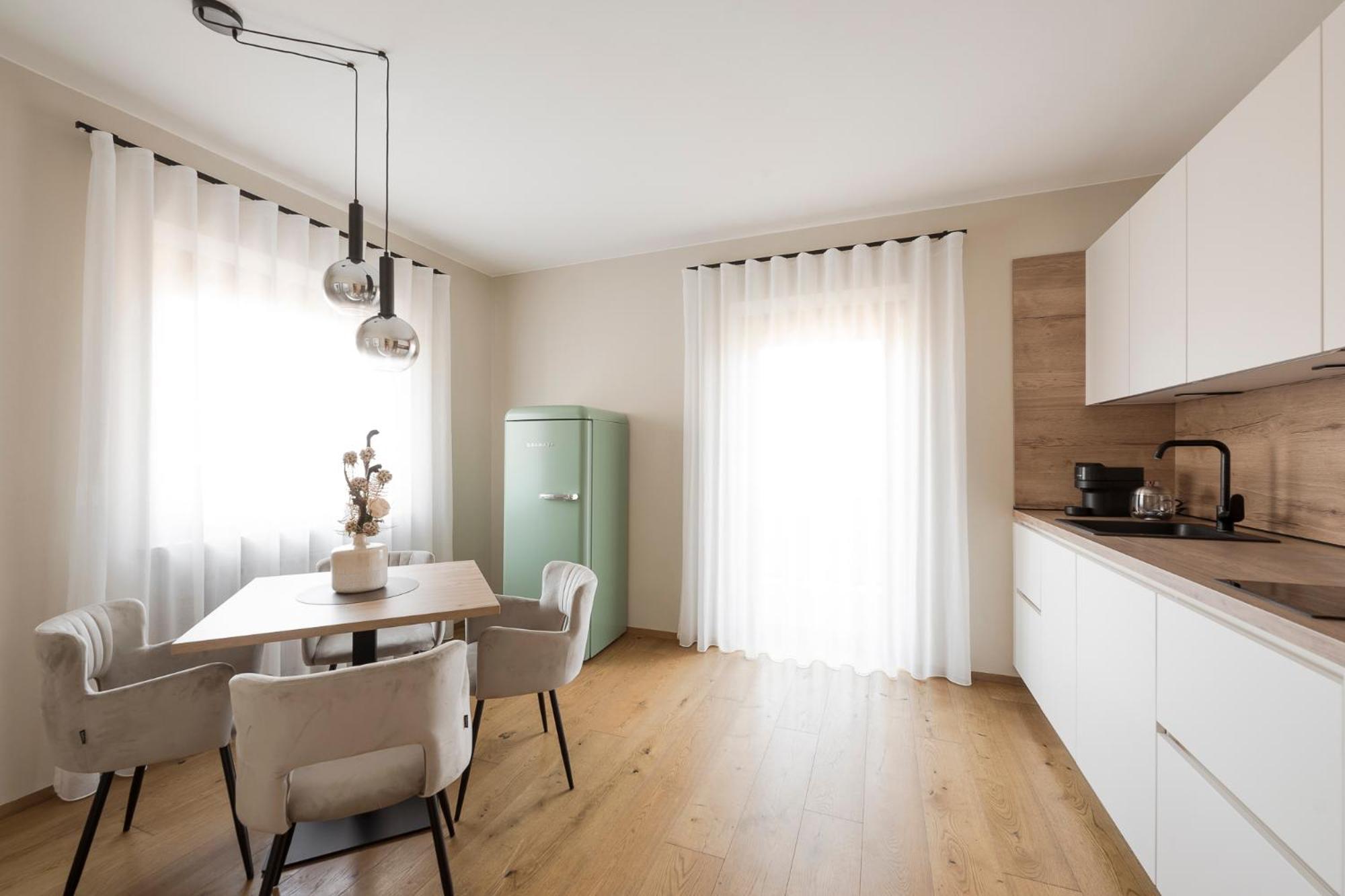Boutique Hotel Wiesenhof - Adults Only Lana Ngoại thất bức ảnh