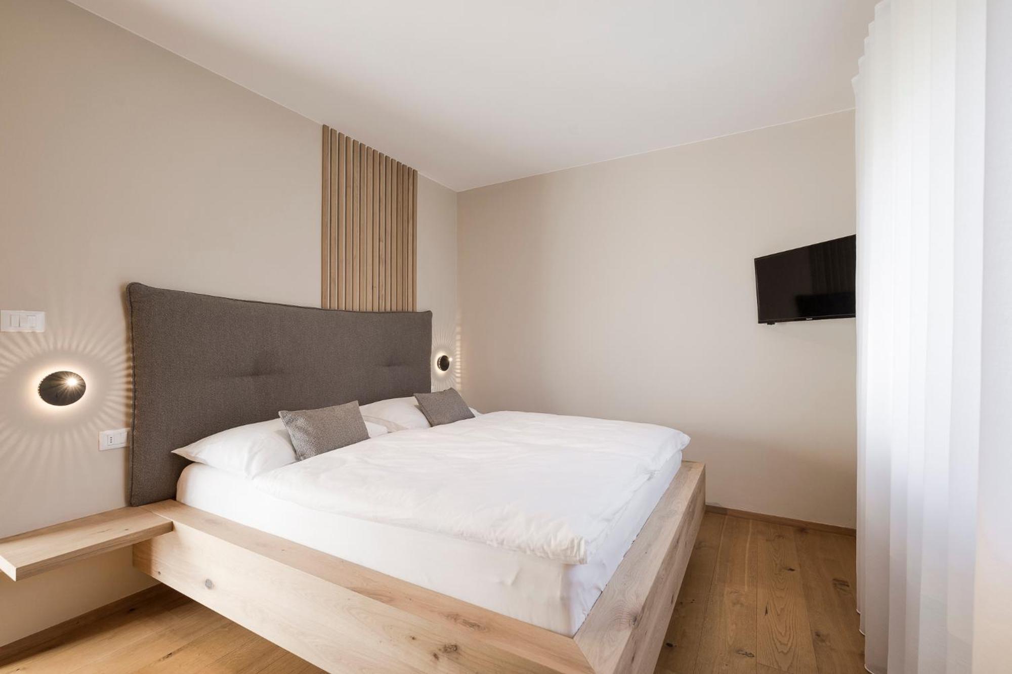 Boutique Hotel Wiesenhof - Adults Only Lana Ngoại thất bức ảnh